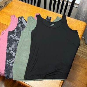 Lot of 4 Soft/Stretchy Tanks